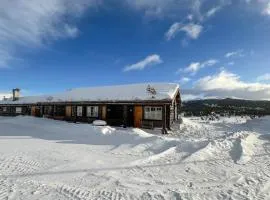 6 Bedroom Cozy Home In Kvam