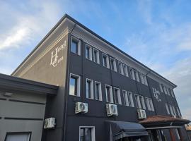 欧洲酒店，位于卡斯特古纳图的酒店