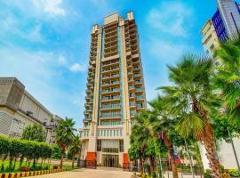 Rhythm Gurugram Hotel & Suites, Sohna Road，位于古尔冈的酒店