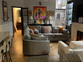 East Cliff，位于普雷斯顿的带停车场的酒店