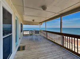 Cozy Cottage, 3 Bedrooms, Sleeps 6, Ocean Front, Pet Friendly, WiFi