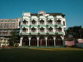 HOTEL GIRDHAR MAHAL