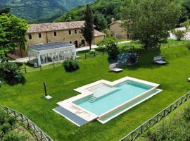 Agriturismo Fonte Rosa，位于菲亚斯特拉的酒店