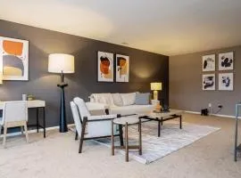 Landing Modern Apartment with Amazing Amenities (ID8747X90)