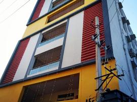 SNEHA INN，位于Mancherāl的酒店