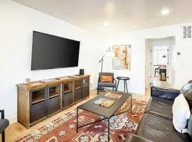 Near Downtown Stylish 2BR With Amazing Patio - 5