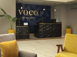 voco Saltillo Suites, an IHG Hotel，位于萨尔蒂约的酒店