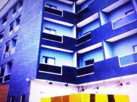 Villa toscana luxe hotel and suites，位于哈科特港的酒店