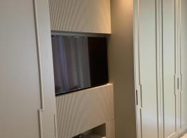 Island, Pool & Sea Apartment，位于Chicala的酒店
