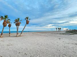 Apartamentos Canet al Mar.，位于卡耐特蒂贝兰格的酒店