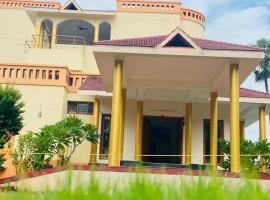 Sunshine Beach House，位于Navalur的酒店