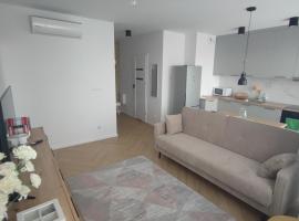 Apartament Czartoryskich House z miejscem postojowym，位于普瓦维的公寓