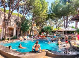 Efes Hidden Garden Resort Otel，位于塞尔丘克的酒店