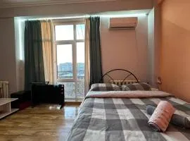 1-room apart. 21 on Usenbaeva 52 near Eurasia shopping center