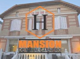 Hotel Rural Mansión，位于纳瓦尔卡内罗的乡村别墅