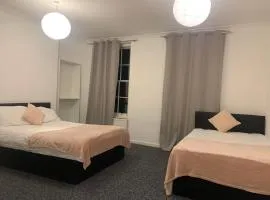 Warren Street Guest House