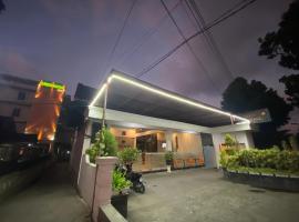 Green Hayaq Hotel，位于Selong的酒店