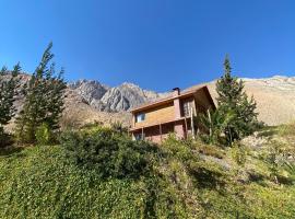 Hermosa casa familiar para 8 personas con tinaja-Cochiguaz Valle de Elqui，位于派瓦诺的乡间豪华旅馆