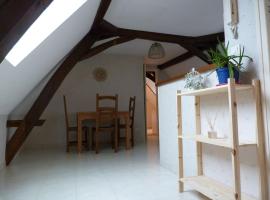 Bel Appartement aux portes de l’Auxois-Morvan，位于Précy-sous-Thil的酒店