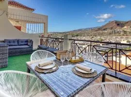 Two-Floor Penthouse w/ Spa Tub & Outdoor Terrace