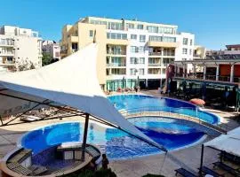 Pool View Apartment, Sunny Beach Resort