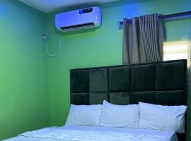 TM Royal Hotel, Ibadan，位于伊巴丹的酒店