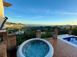 Villa en Frigiliana con piscina, jacuzzi y espectaculares vistas，位于弗里希利亚纳的酒店