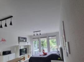 Ferienwohnung Köln，位于科隆贝尔汉拉瑟尔大街地铁站附近的酒店