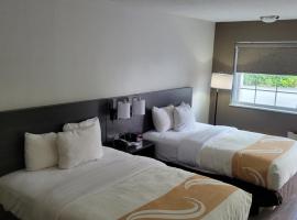 Quality Inn Forsyth near GA Public Safety Training Center，位于福赛斯的酒店