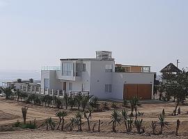 CASA DE PLAYA Todo el año，位于蓬塔内格拉的酒店