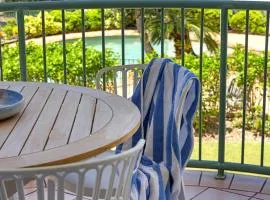 Luxury on the Beach Surfside Resort -Sunshine Coast