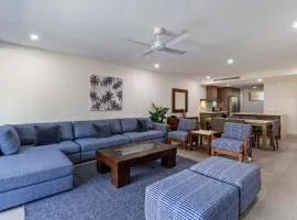 Bellflower at Temple - Family Beachside Paradise