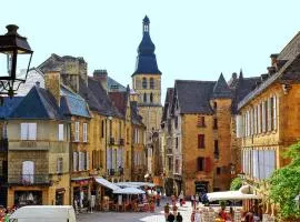 Hostelerie du Presidial : 3chbres/3sdb de standing au coeur de la citée de Sarlat