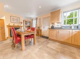 Springbank Cottage, luxury Lake District cottage in Coniston，位于科尼斯顿的酒店