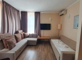 Apartment with Sea View in Obzor Beach，位于奥布佐尔的度假村
