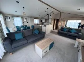 Holywell View 30