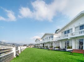 Treebo Skydale Premium Suites, 1500 Mtrs From Ooty Lake，位于乌提的酒店