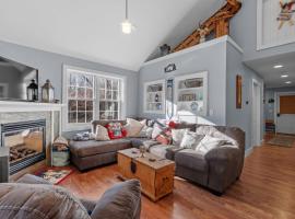 Ski Home on Bell Valley，位于Campton的酒店