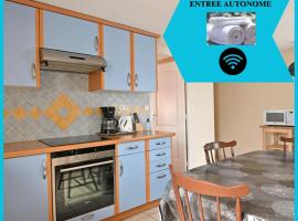 La Petite Maison Blanzy，位于Blanzy的酒店