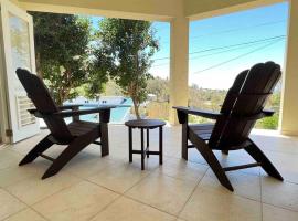 Aruanda Apartment - perfect get-away for two at the top of Bequia，位于Union的公寓