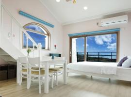 Pension Haneul Tari，位于济州市的度假屋
