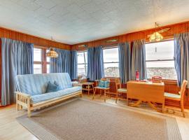 Beachfront Lavallette Home - 2 Mi to Casino Pier!，位于拉瓦莱特的酒店