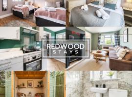 2 Bed 1 Bath House, Perfect for Corporate, Contractors & Families x2 FREE Parking, Garden, Netflix By REDWOOD STAYS，位于奥尔顿的度假屋