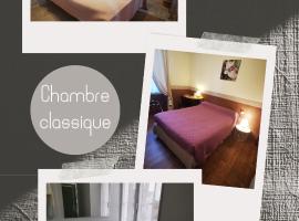 Logis Hôtel & Restaurant Le Saint Savinien，位于Saint-Savinien的酒店