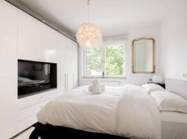 Modern 2BR Apt in Sandweiler with Terrace