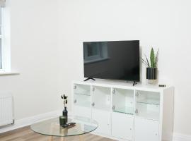 Stylish Pride Park DERBY Apartment - Free WIFI, Parking，位于德比的酒店