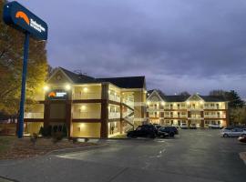 Suburban Studios Winston-Salem near Hanes Mall，位于温斯顿·塞勒姆的酒店