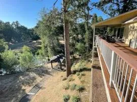 Creekside Dream Game Room Sleeps 12 bbq near town