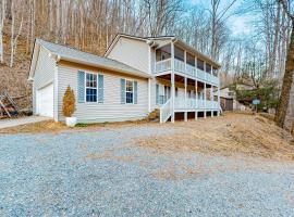 Peaceful Mountain Oasis，位于Balsam的酒店