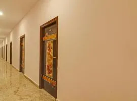 Super Capital O Hotel Sai Balaji Near Golconda Fort